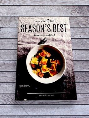 Pampered Chef Season’s Best Fall / Winter 2018 recipe booklet